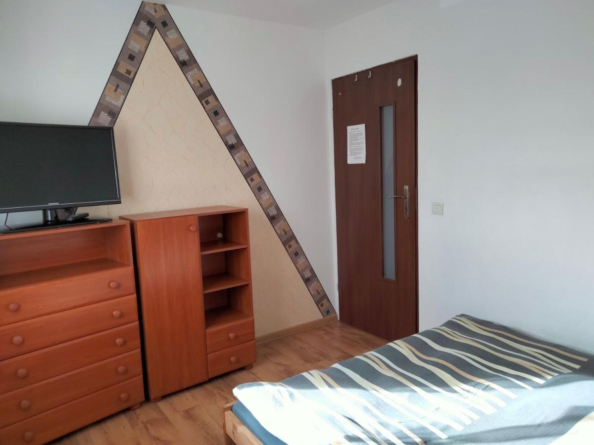 Vila Pod Piramida Ługniany Exteriér fotografie