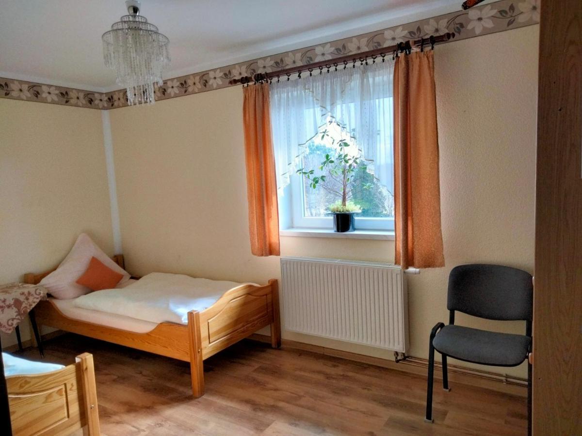 Vila Pod Piramida Ługniany Exteriér fotografie