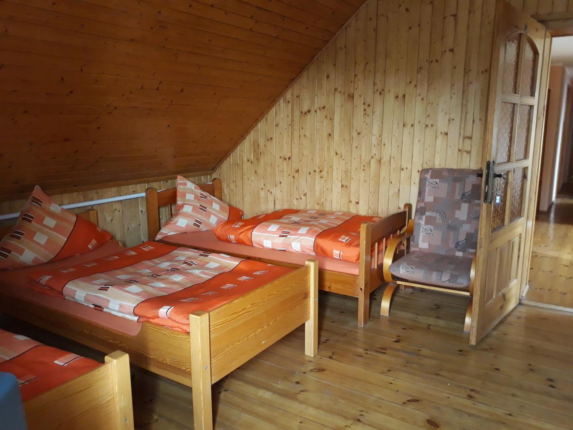 Vila Pod Piramida Ługniany Exteriér fotografie