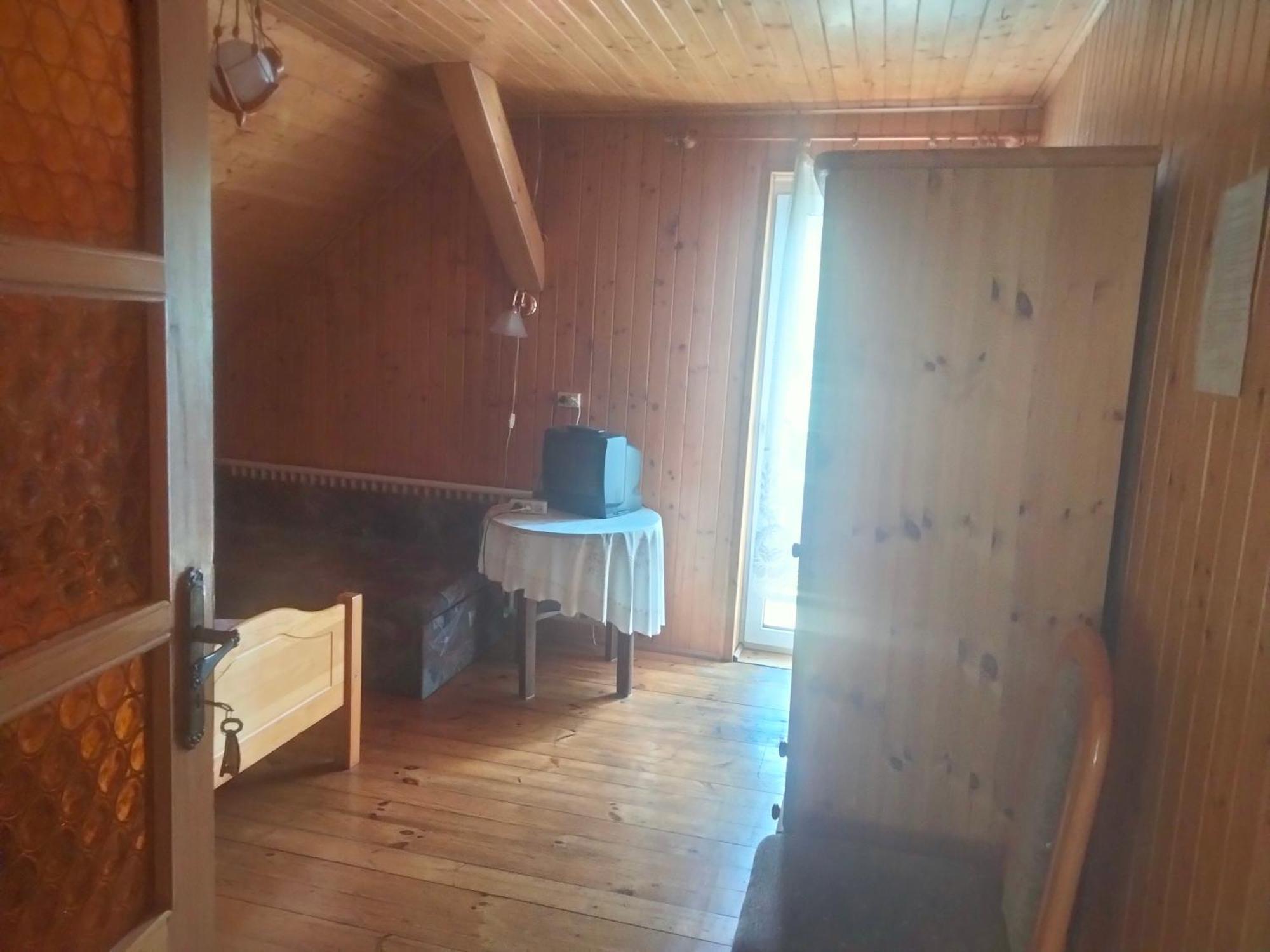 Vila Pod Piramida Ługniany Pokoj fotografie